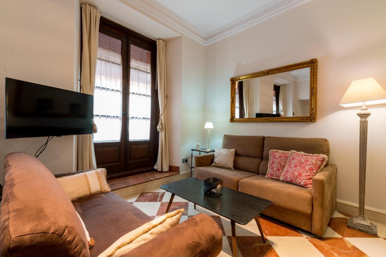 Quevedo Suite Seville Exterior photo