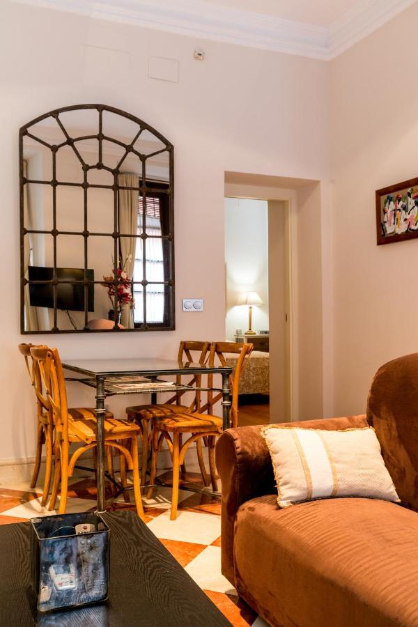 Quevedo Suite Seville Exterior photo
