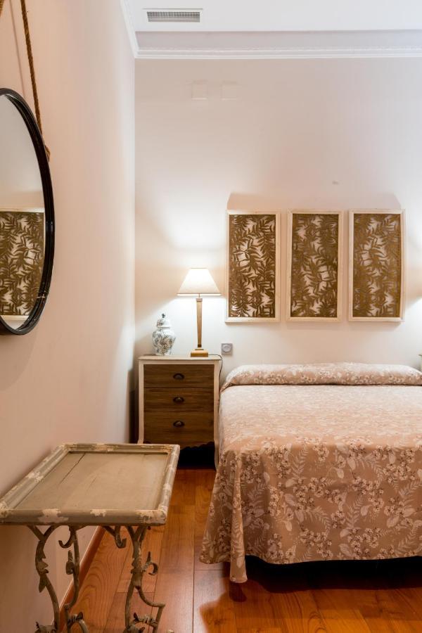 Quevedo Suite Seville Exterior photo